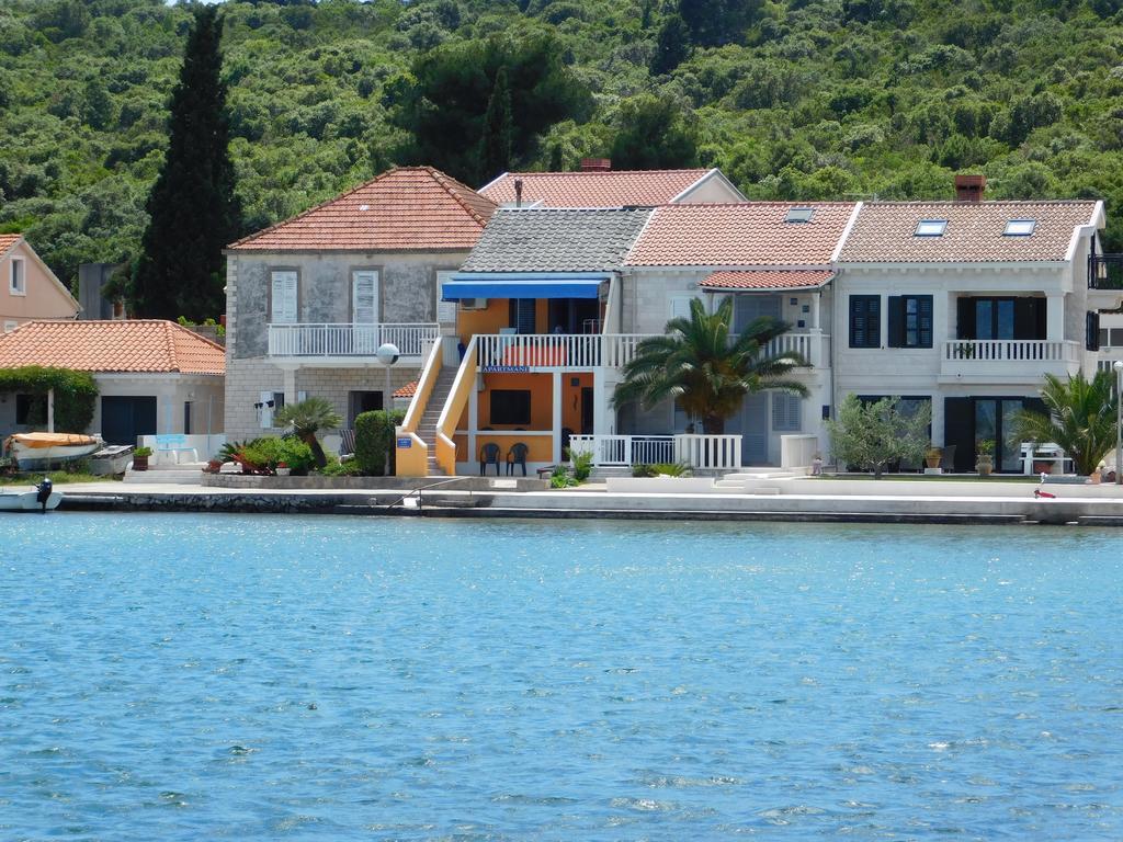 Drače Apartments Kalafatovic מראה חיצוני תמונה